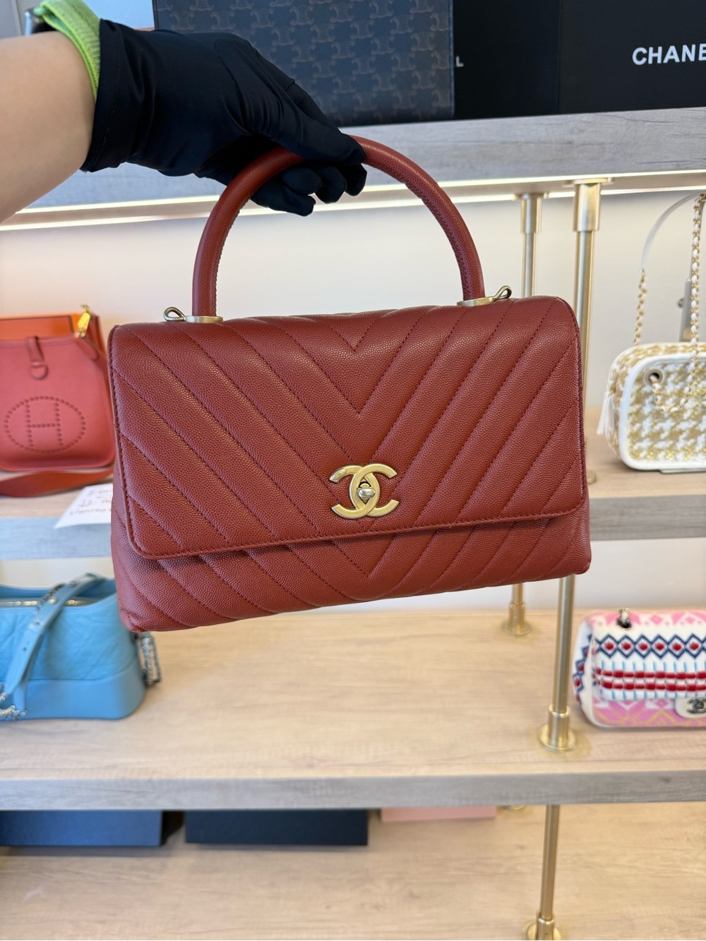 ❌SOLD❌Chanel Quilted Top Handle Bag in Deep Red - Picture 3 of 17
